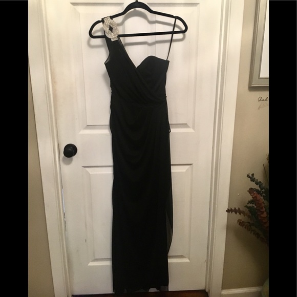 Dress - Picture 2 of 8